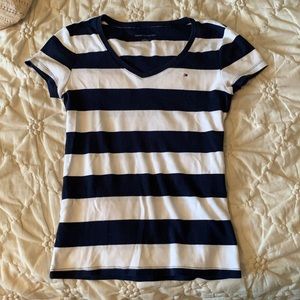 Medium Tommy Hilfiger striped shirt (navy/white)